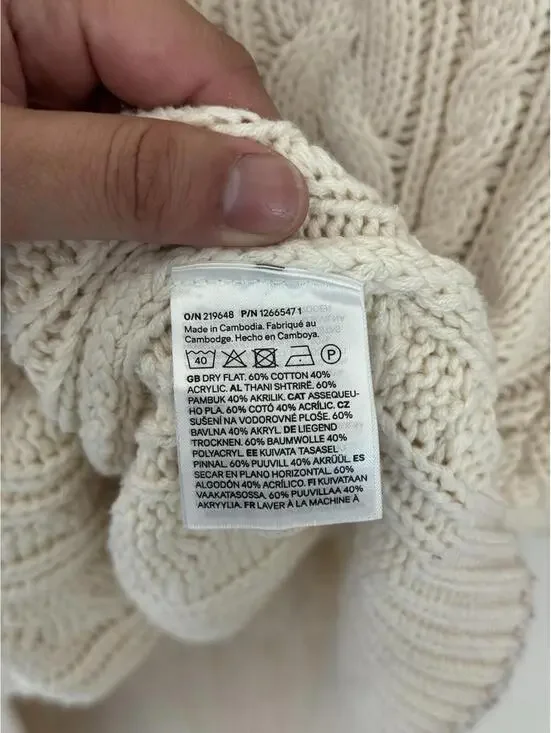 H&M Cream Chunky Cable Knit Button Up Cardigan Sweater - Picture 3 of 7